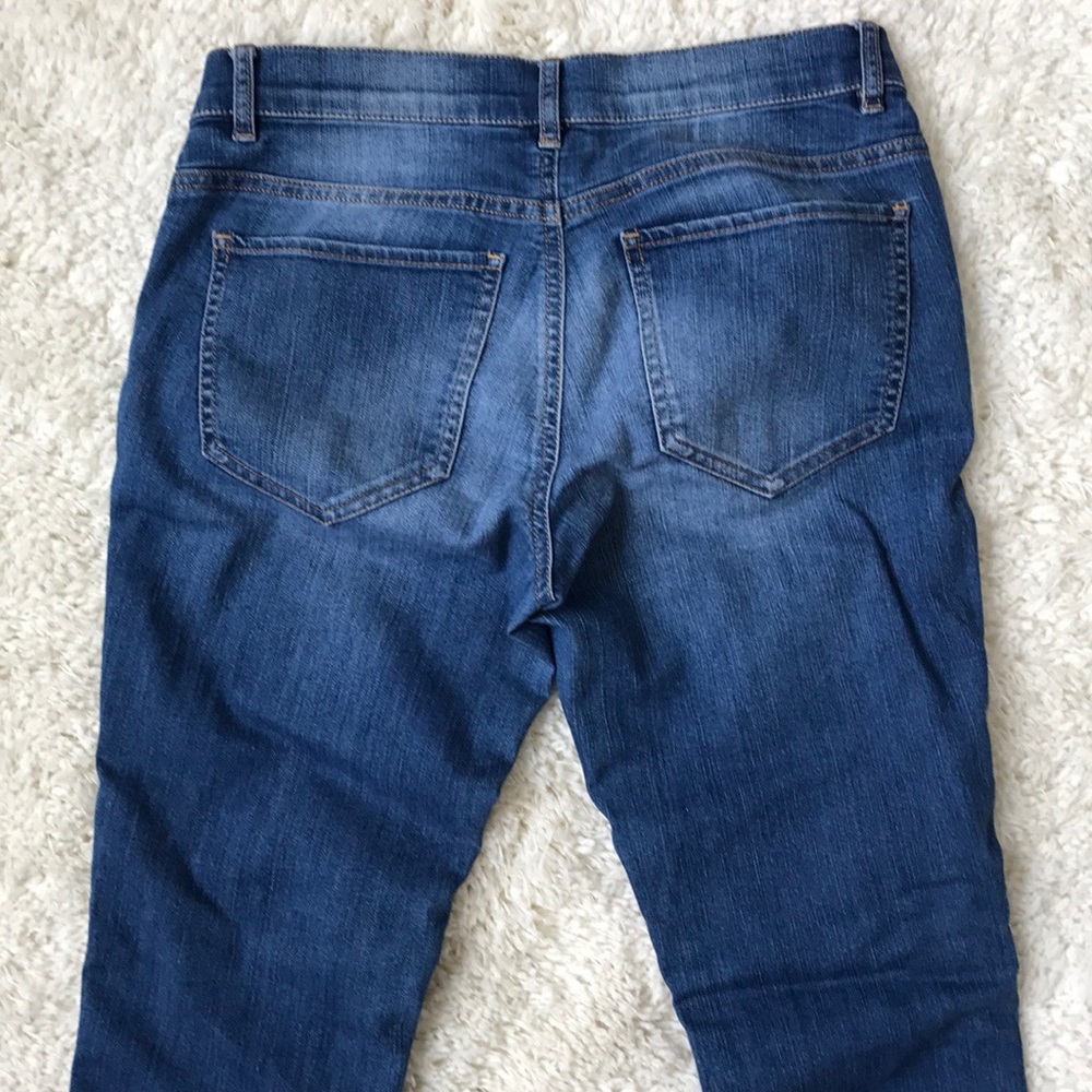 New York & Company Low Rise Skinny Jeans - Picture 14 of 15